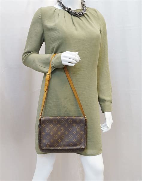 louis vuitton musette tango bag